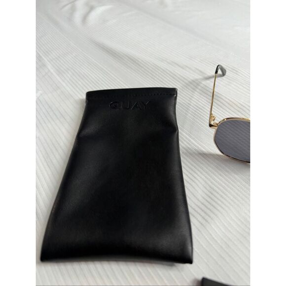 Quay Big Time Gold Frame Polarized Smoke Lens Sunglasses main image 8